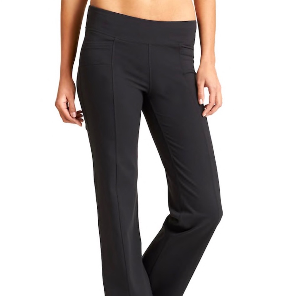 ATHLETA “metro pants” 🖤
